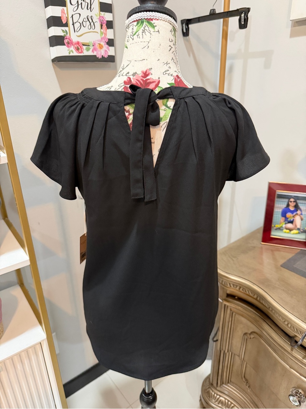 LC Lauren Conrad Black Short-Sleeve Smocked-Neck Blouse - Picture 11 of 14